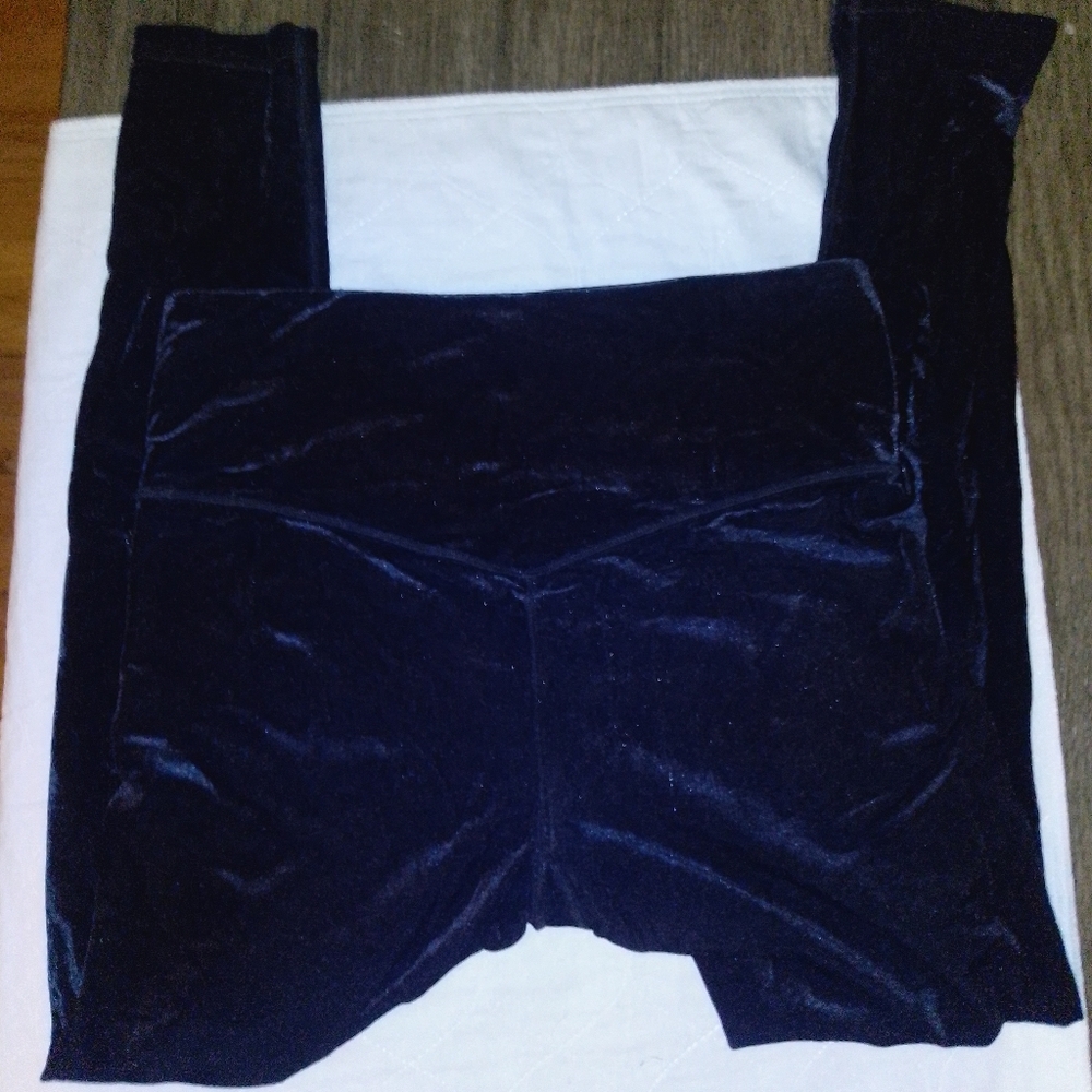 Athleta black velvet elation  Leggings - Picture 2 of 6